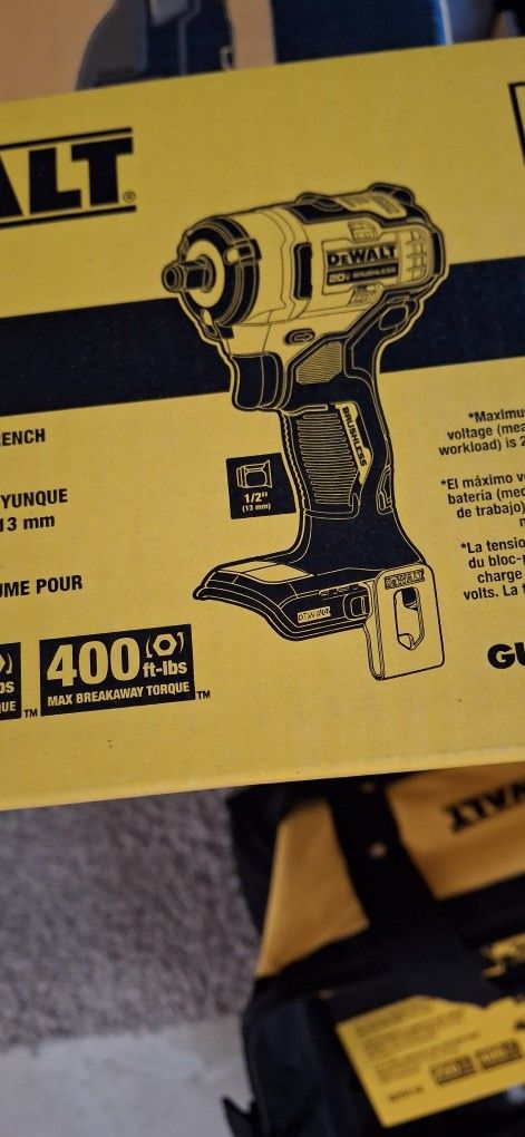 Brand New Dewalt 20v Brushless Impact Wrench Compact 1/2" Tool Only Sealed Box $135