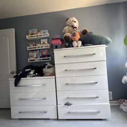 Queen Bedroom Set