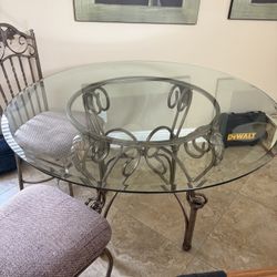 Glass Round Table And Chairs