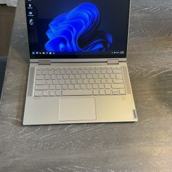 LENOVO YOGA 