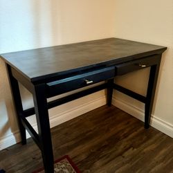 Solid Wood Desk – Great for DIY Refinish or Garage Workspace