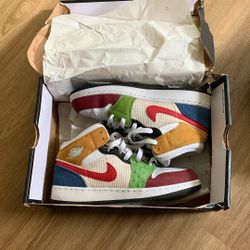 Jordan1 Mid 