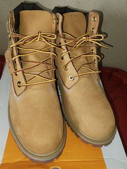 Size 6 Mens Timberlands