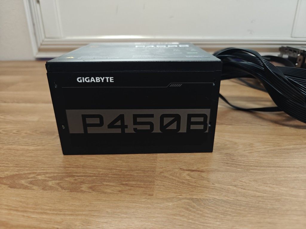 Gigabyte 450w Bronze Power Supply PSU For Gaming PC Desktop Computer Like Corsair Thermaltake Cooler Master