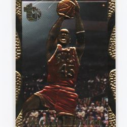 1994-95 Topps Embossed Michael Jordan GOLD Idols Parallel #121 