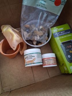 Reptile supplies