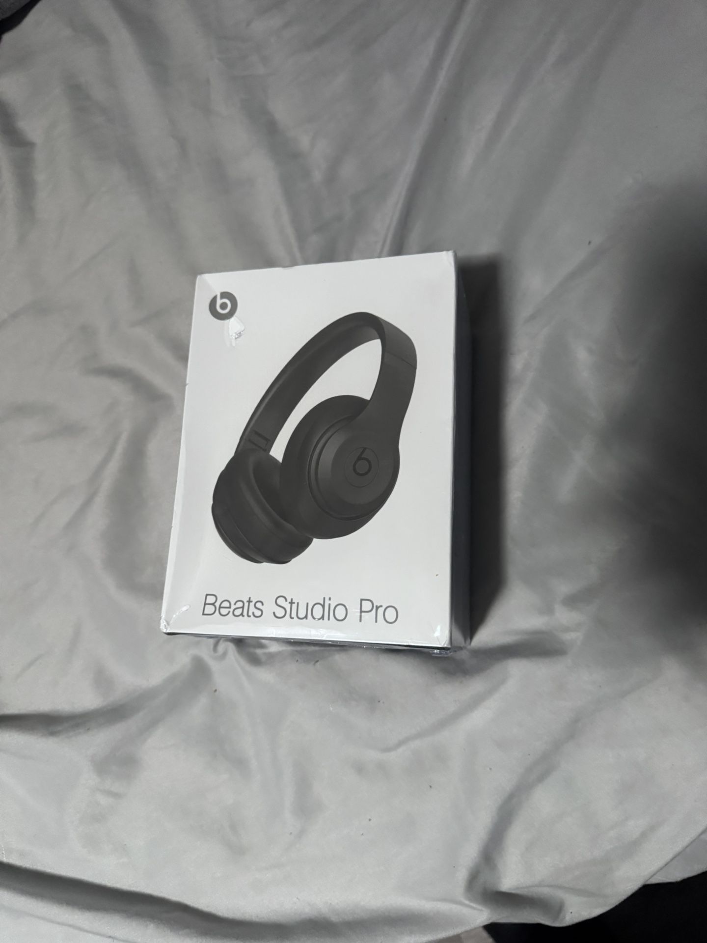 Beats Studio Pro