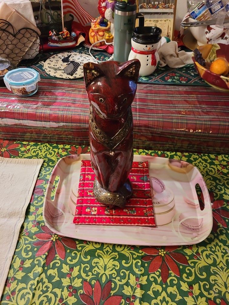 CAT STATUE (MAKE AN OFFER)