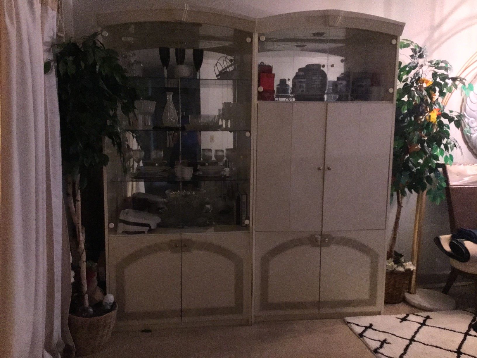 2 curio cream cabinets