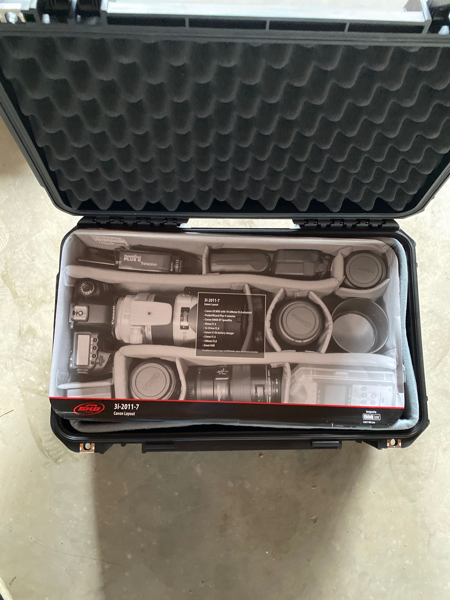 Waterproof dslr camera case