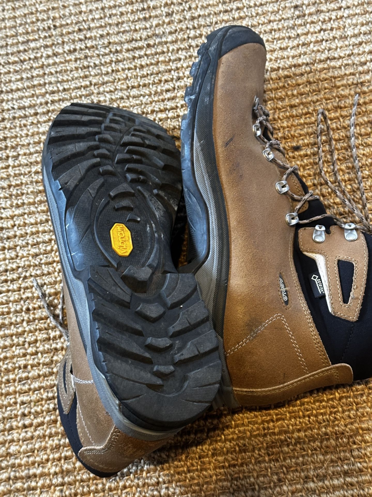 Asolo Thyrus Gv Leather Water And Snow Proof Hiking Mountaineering Boots, Size 43 1/3 Vibram Soul