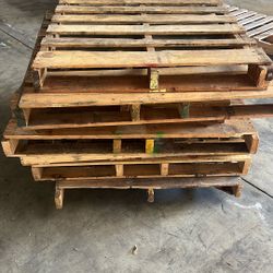 Free pallets Free