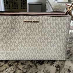 Michael Kors Crossbody