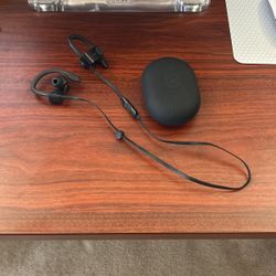 Beats Wireless Headphones - Powerbeats 3