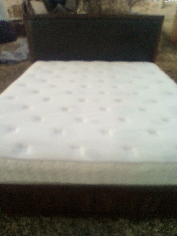 Complete King Size Bed