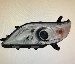 Fits 2011- to 2020 Toyota Sienna base, le,xle. Ltd model head lamp assy left side