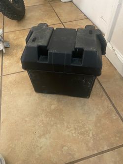 West Marine battery case