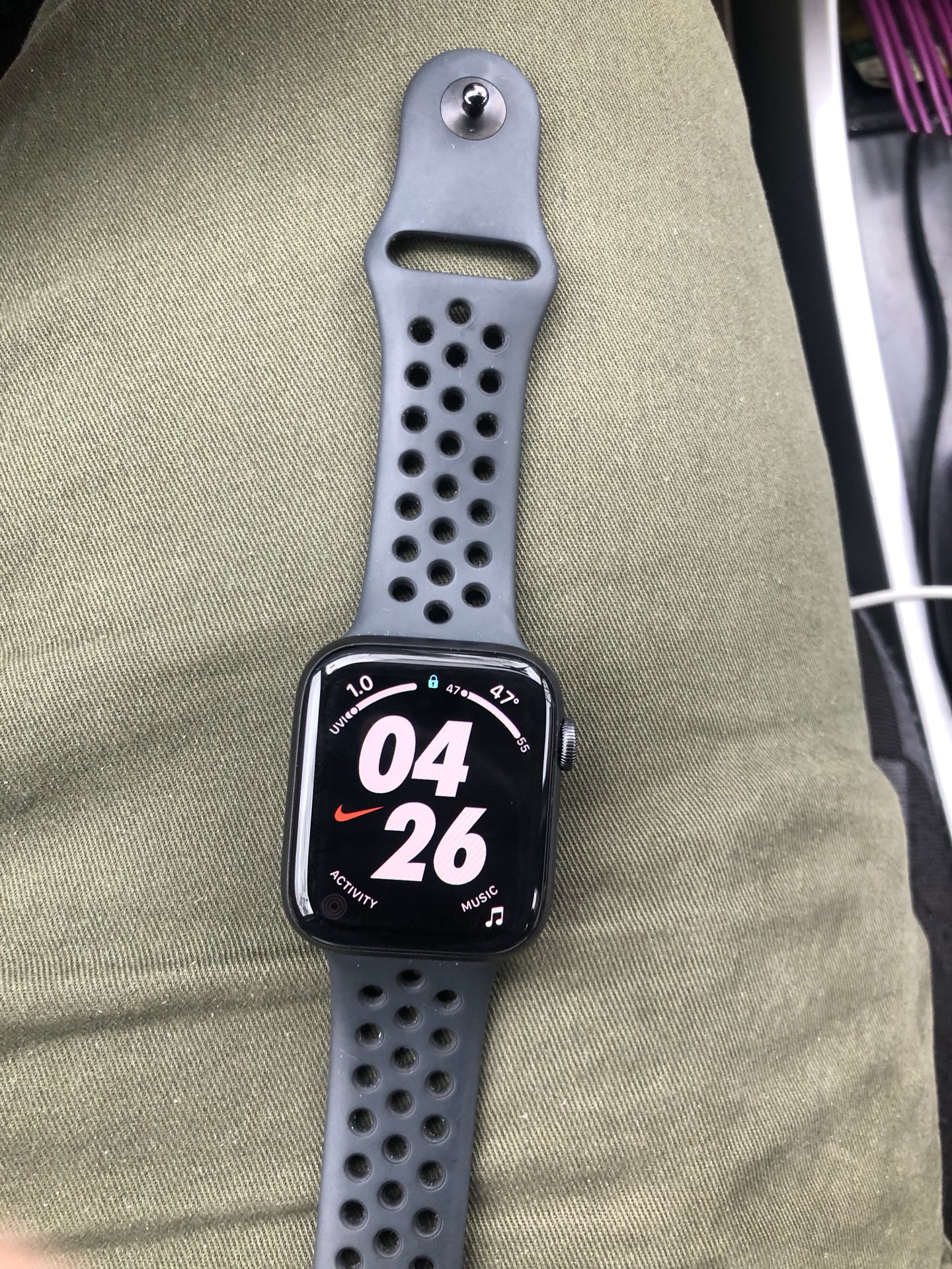 Apple Watch 5 series with AirPods gen 2