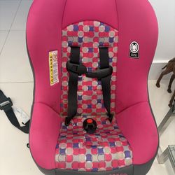 Cosco Kids Scenera Next DLX Convertible Car Seat, Candy Apple,Infant & Toddler, Unisex