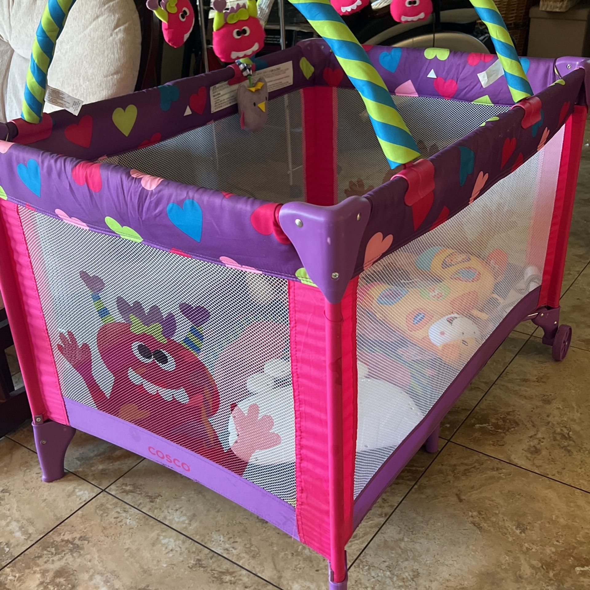 Cosco Funsport Deluxe Play Yard - Monster Shelley