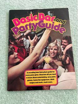 Vintage 1976 Basic Bar and Party Guide - Bare Facts Photo Guide - Drink Recipes