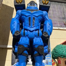 Batman Giant Robot 