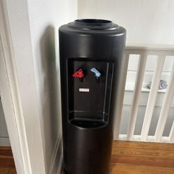 Water Dispenser