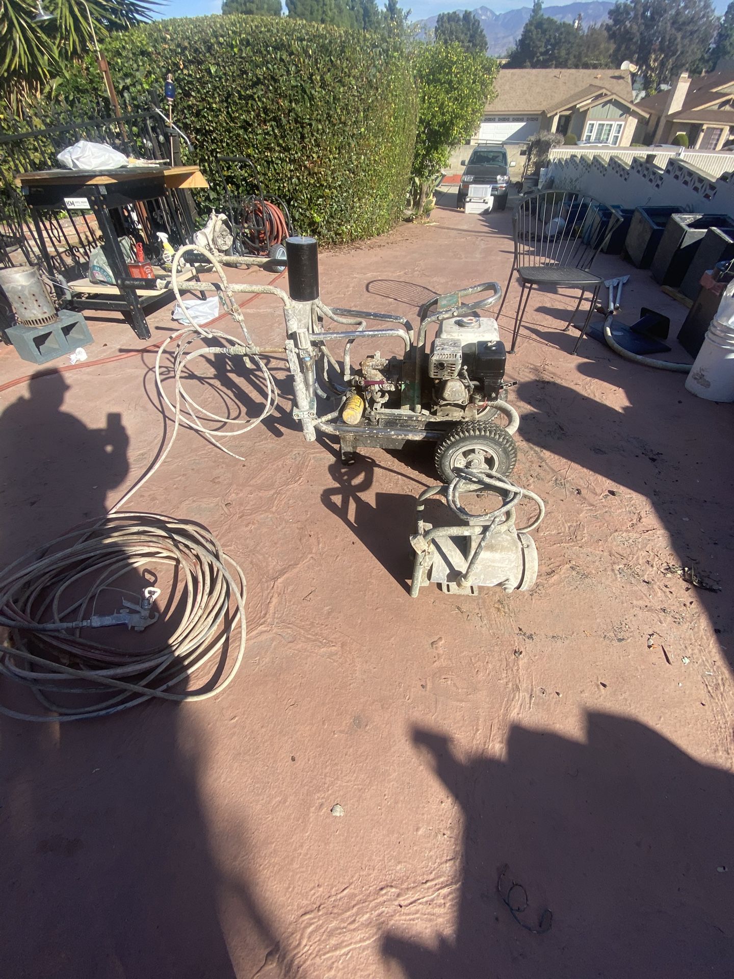 AirLessCo Combo Gas & Electric Paint Sprayer 