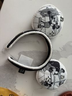 Steamboat Willy 100 Decades Ears