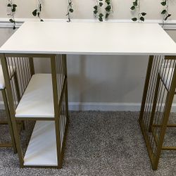 Counter Height Dining Set with  Bar Stools