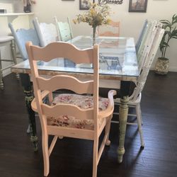 Vintage Farmhouse Dining Table And Chairs