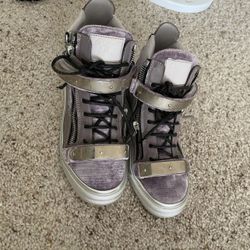 Giuseppe Zanotti Lavender shoes coby/open box/ never wear