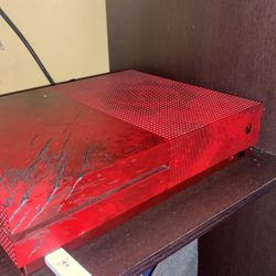 Xbox 1 GEARS OF WAR EDITION 2TB 