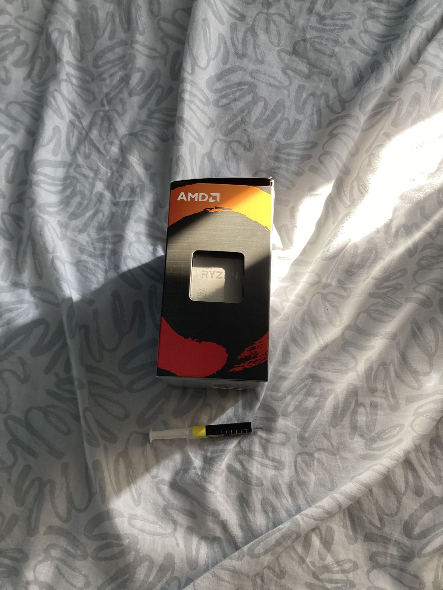 Ryzen 5 5500 With thermal paste