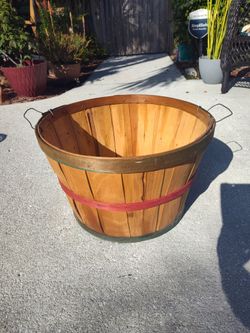18 Inch Round Fruit Barrel
