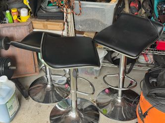 Silver and black bar stool chairs adjustable