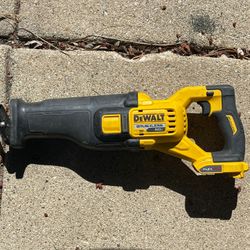 Dewalt DCS389 Reciprocating Saw Sawsall Flexvolt