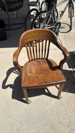 Old desk chair on casters