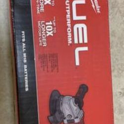 Milwaukee M18 FUEL 18-Volt Lithium-Ion Brushless Cordless 4-1/2 in.