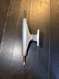 Independent Stage 11 139 Polished Standard Skateboard Truck