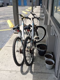 2 bicycles