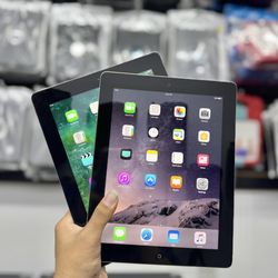 iPad 4 - 16GB | Buy One Get One FREE! READ DESCRIPTION