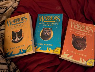 Paperback Warriors Super Editions: Tallstar's Revenge, Yellowfang's Secrets, Bramblestar's Storm