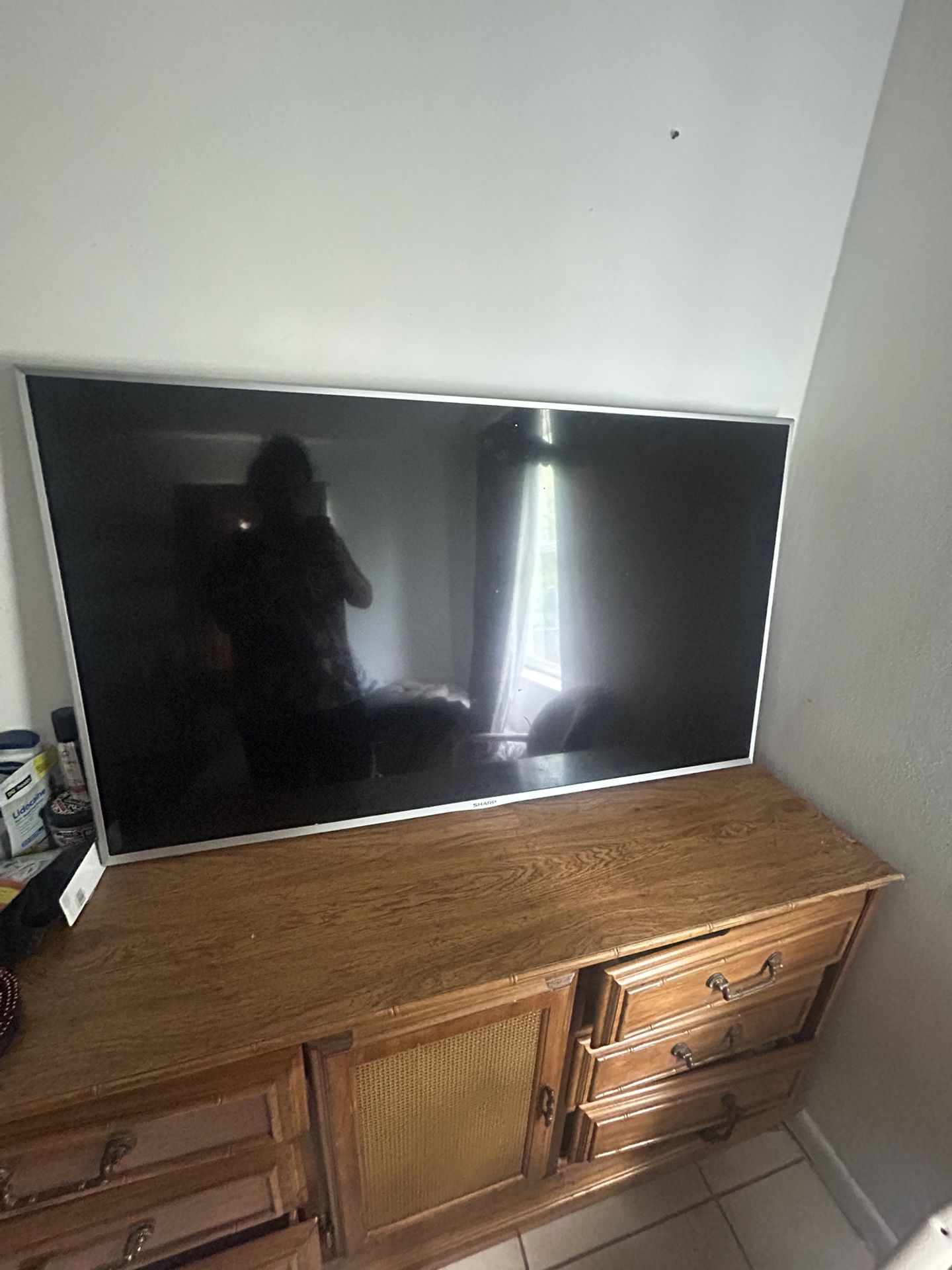 65inch Sharp Tv