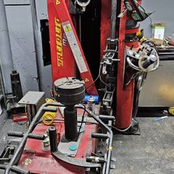 Corghi Tire Mounting Machine