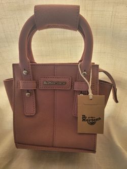 Dr.martens purse