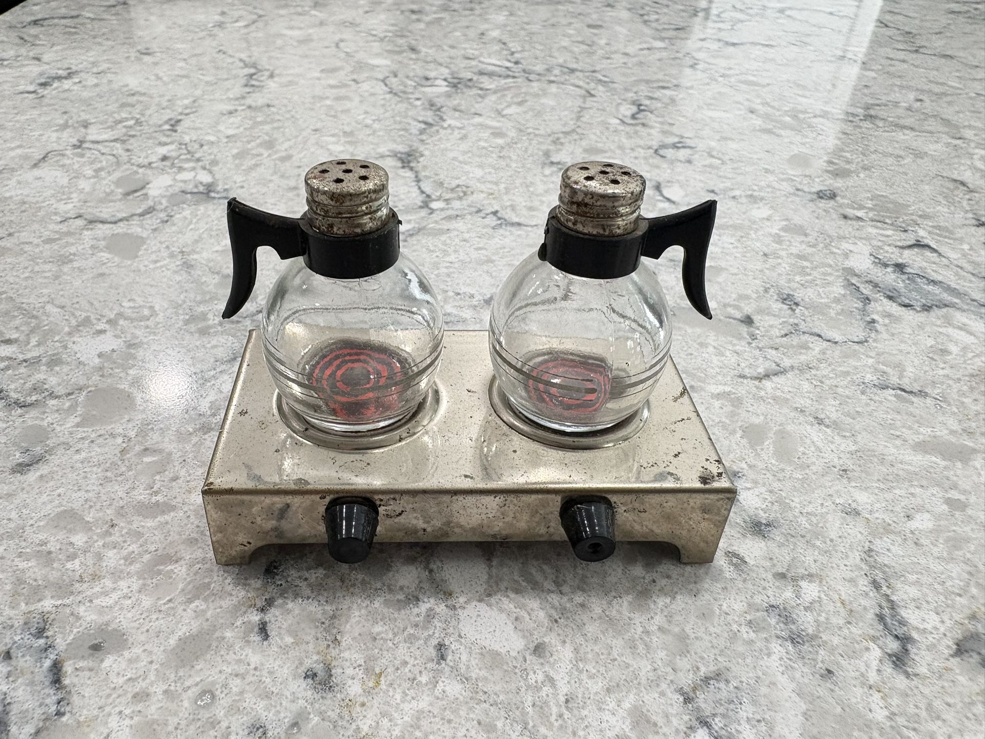 Vintage Hot Plate Coffee Pots Salt and Pepper Shakers