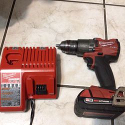 MILWAUKEE HAMMER DRILL/DRIVER WITH BATTERY AND CHARGER