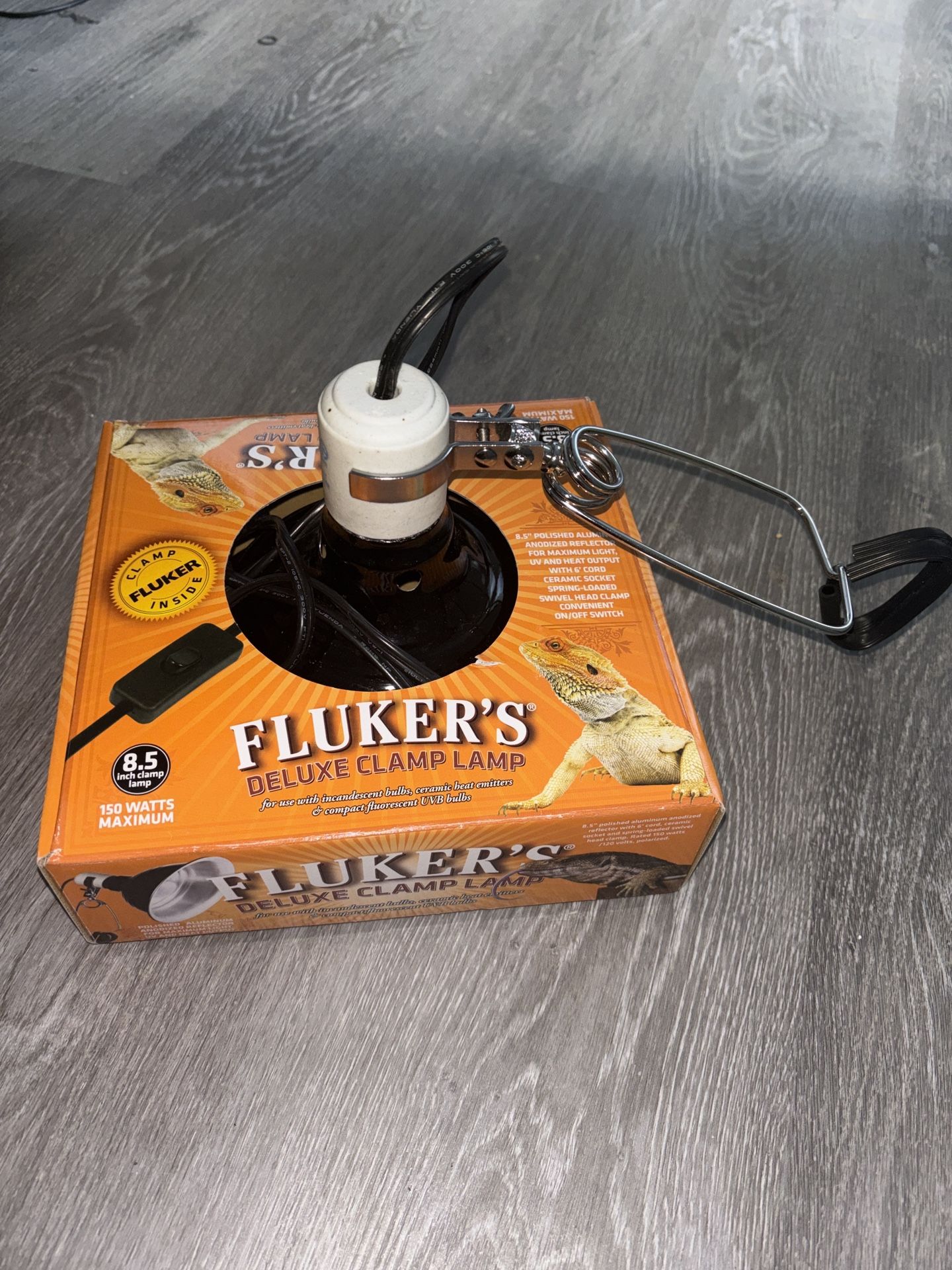 Fluker’s Deluxe Clamp Lamp in excellent condition
