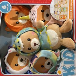 KID CONNECTION DRESS UP BEAR WITH 5 OUTFITS 
